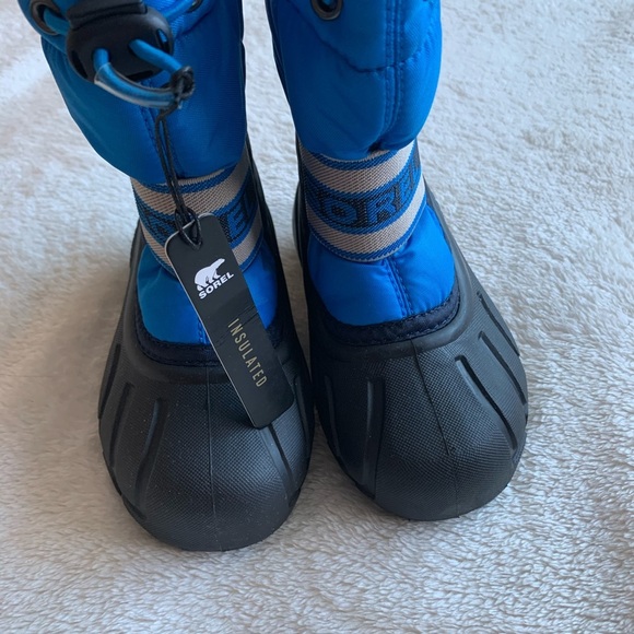 NWT Sorel Youth Waterproof Snow Boots 9​ - Picture 3 of 7